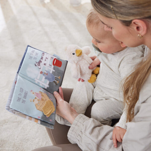 Fun on the Farm Book & Toy Set